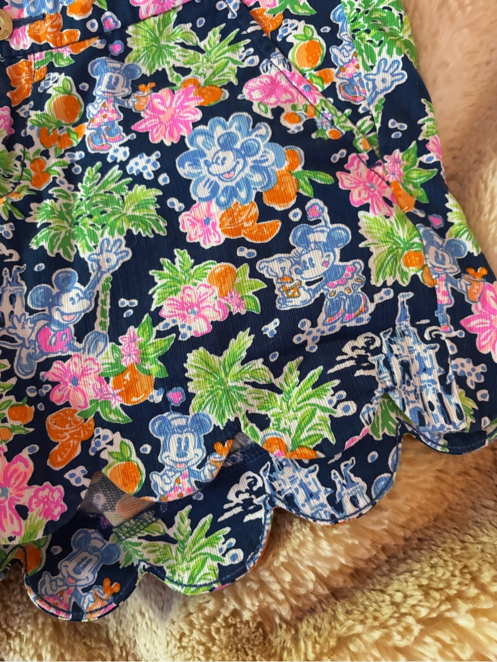 Lilly Pulitzer Disney Navy Multicolor Floral Scallop-Hem Shorts - Picture 5 of 7